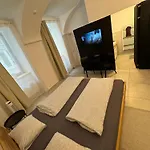 Bratislava Center Apartment 2