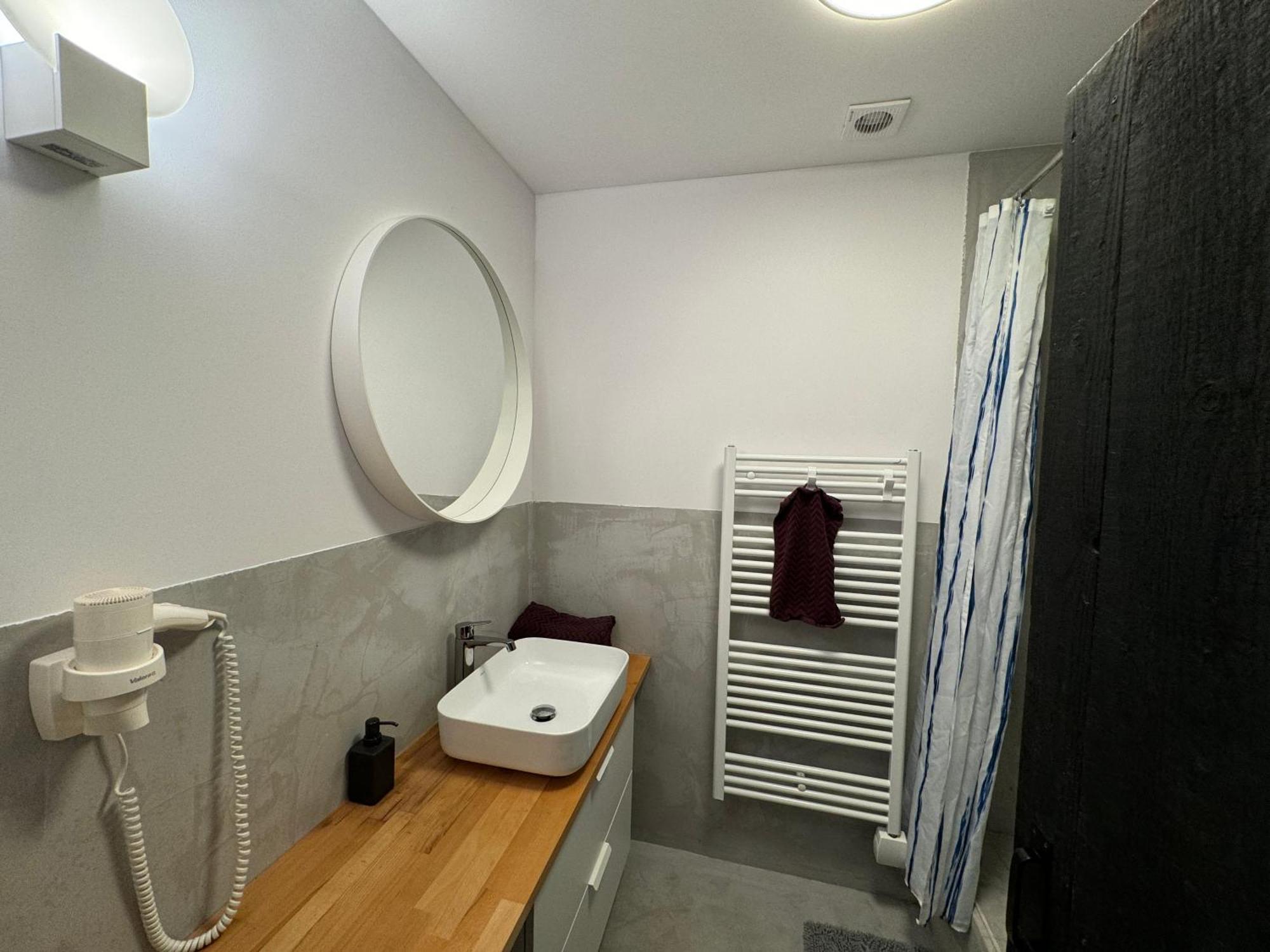 Center 2 Apartman